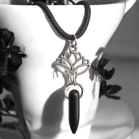 5 For $25💫Silver Lotus Flower With a Black Spike Necklace - Picture 1 of 3